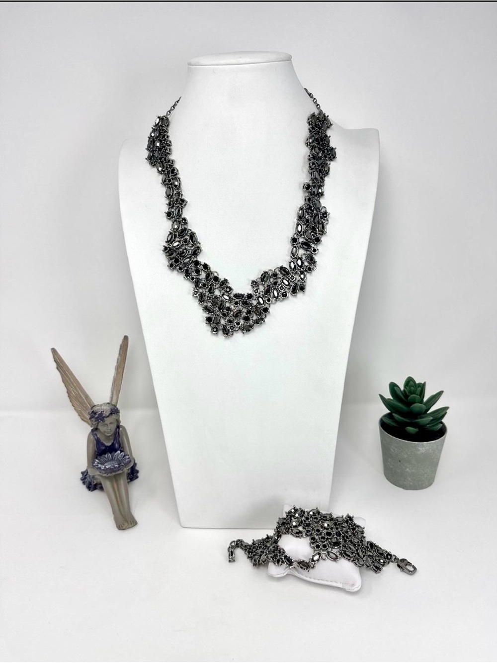 Rare Vintage St John Parure Necklace and Bracelet Set -Excellent Condition